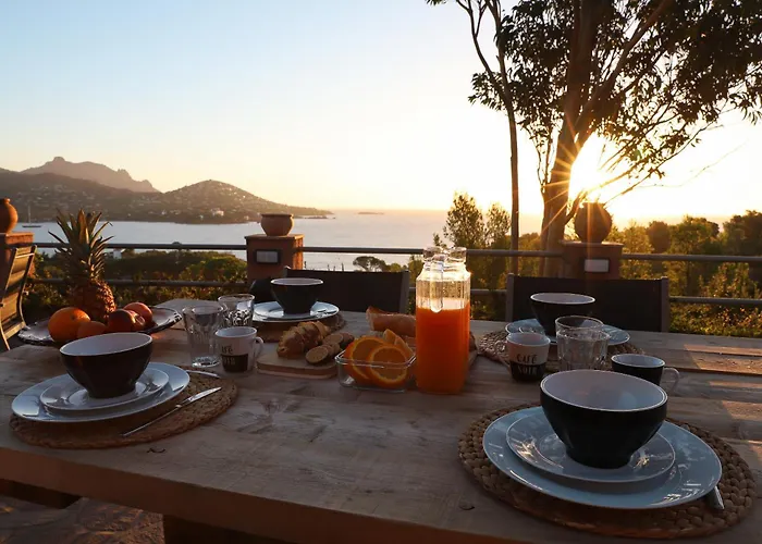 La Farigoule By Douce France Location Villa *